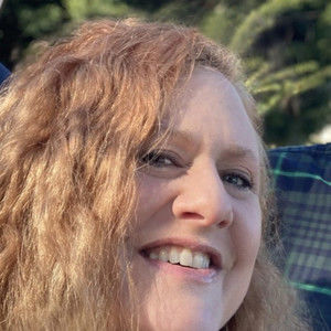 Meet your Posher, Carol